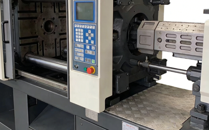 injection mould injection mould