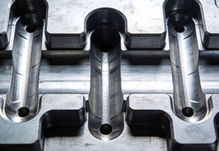 injection mould injection mould