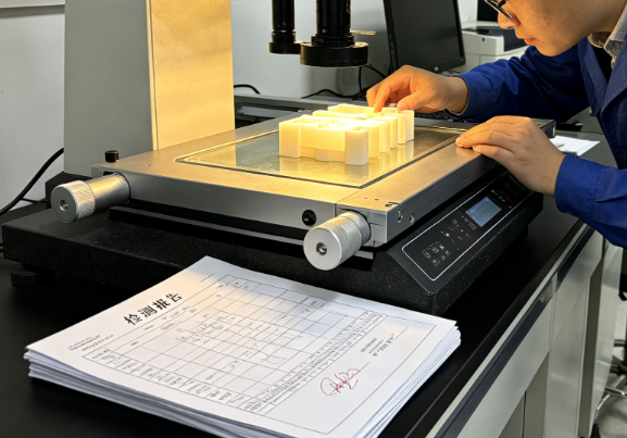 注塑模具首選鴻仁威爾 注塑模具首選鴻仁威爾